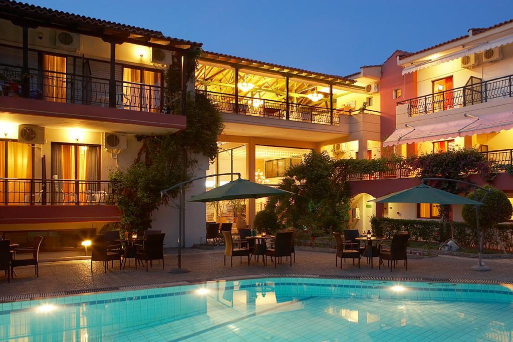 Pelli Hotel Pefkochori Luaran gambar