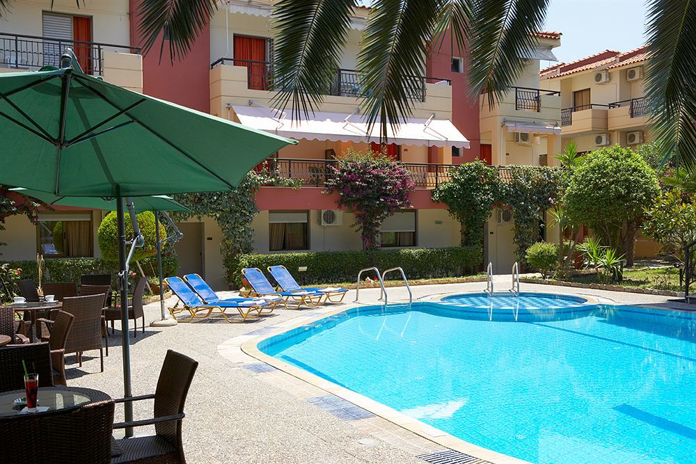 Pelli Hotel Pefkochori Luaran gambar