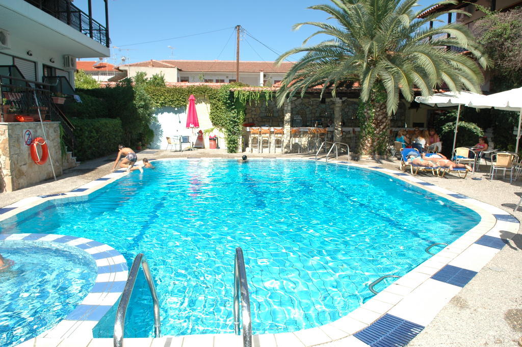 Pelli Hotel Pefkochori Luaran gambar